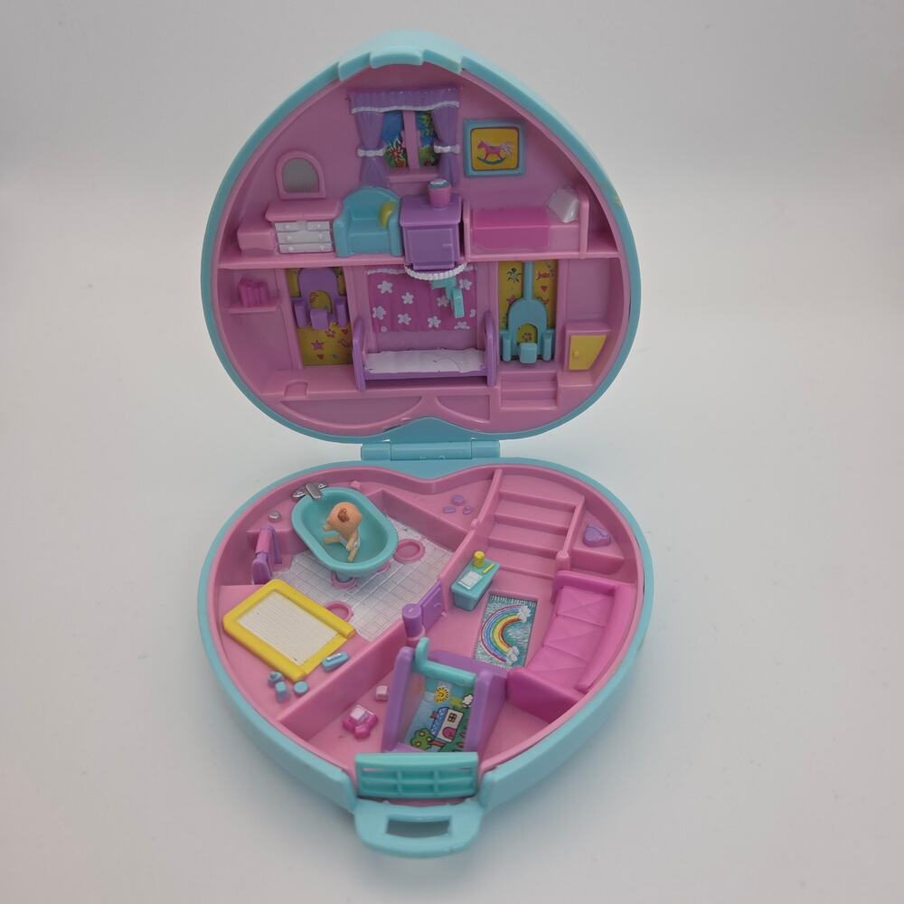 Vintage 1994 Polly Pocket Bluebird Babytime Fun Compact + 1 Baby Figure